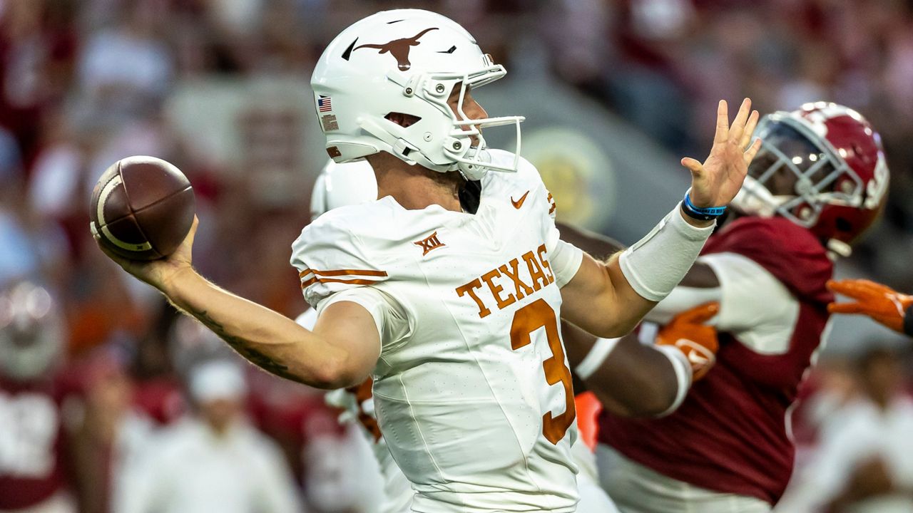 2023 NCAA college football season: How to watch tonight's Texas vs