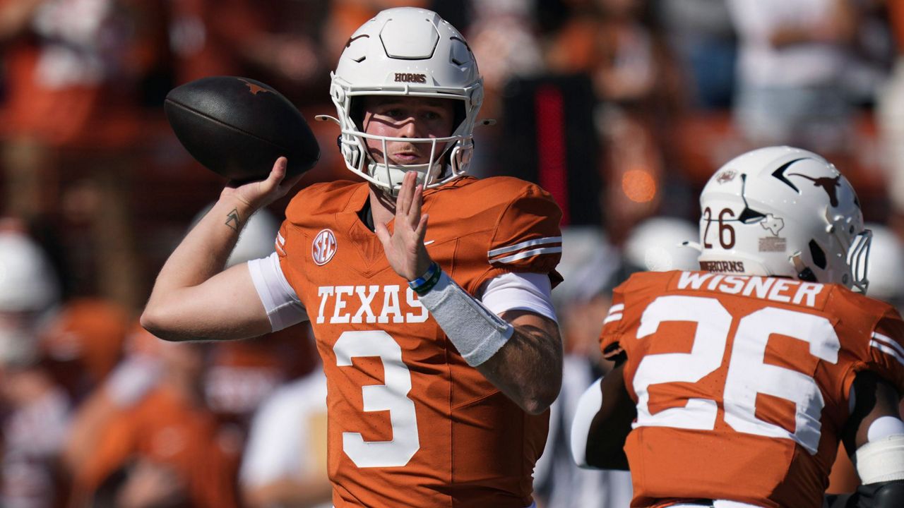 Ewers' 5 TD passes lead No. 5 Texas in 49-17 rout of struggling Florida