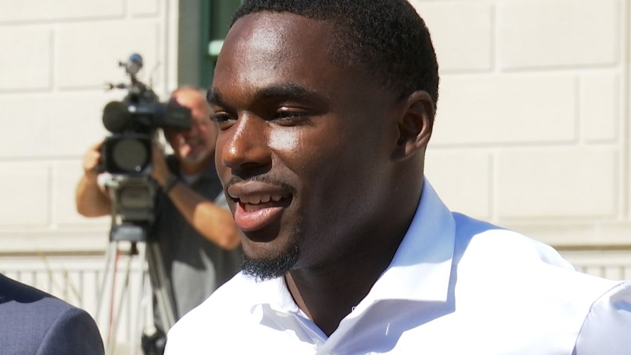 Bills sign WR Quintez Cephus to 1year contract