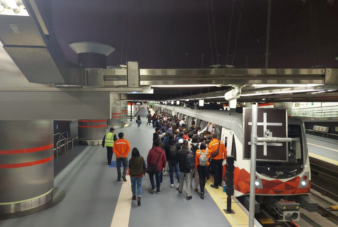 Quito. Metro. Foto: @Santiguarderas