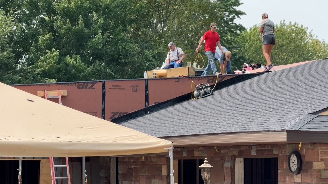 Cape Vincent restaurant rebuilding after fire
