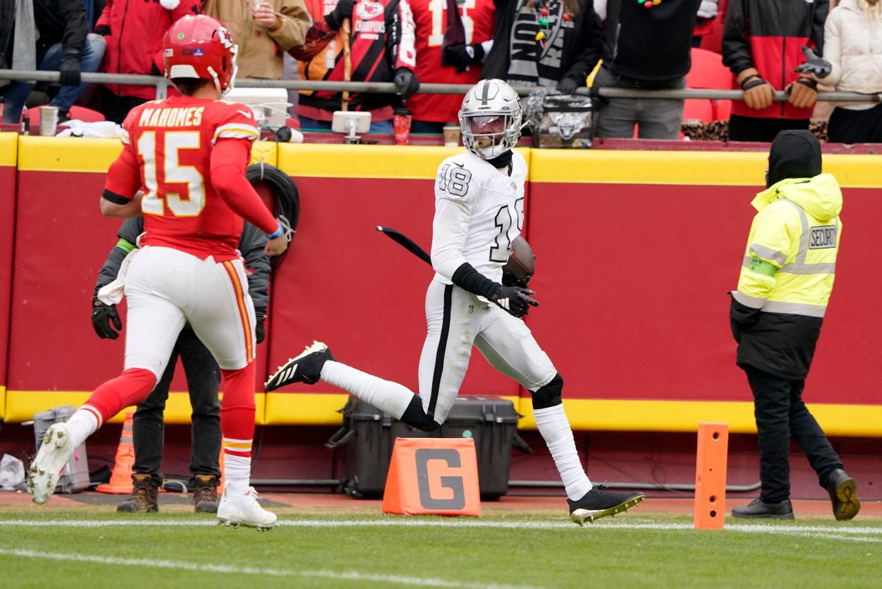 Amari Cooper's record-setting day highlights a milestone week for NFL ...