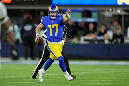 Baker Mayfield rallies Rams past Raiders in final minute for