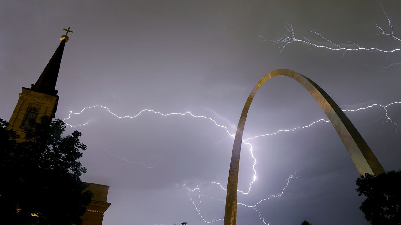 Evening Briefing in St. Louis: May 15