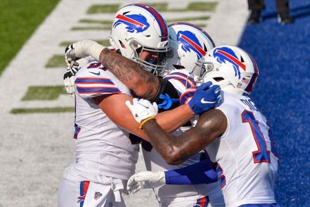 Buffalo Bills running back Devin Singletary (26) makes a cut during the  first half of an NFL football game against the Los Angeles Rams Sunday,  Sept. 27, 2020, in Orchard Park, N.Y. (