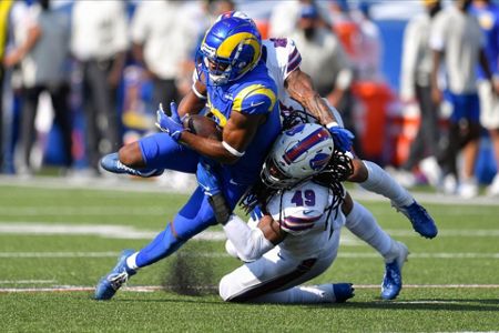 Bills rally to beat Rams 35-32 after blowing 25-point lead