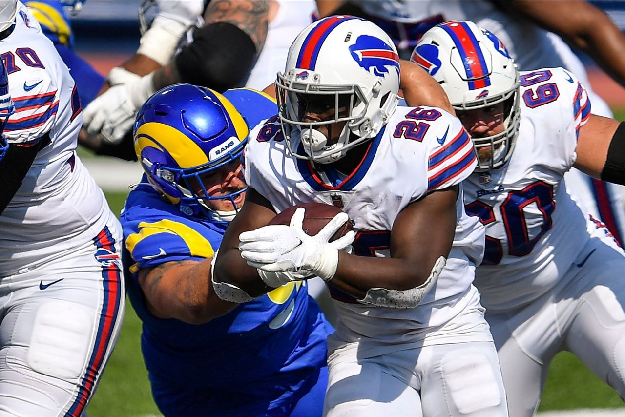 Bills rally to beat Rams 3532 after blowing 25point lead