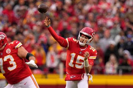 Chiefs' Patrick Mahomes talks recent emergence of RB Jerick McKinnon