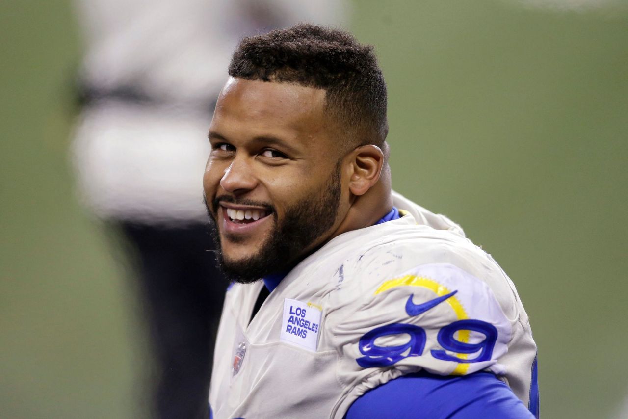 Is Aaron Donald playing tonight vs. the Green Bay Packers? Injury