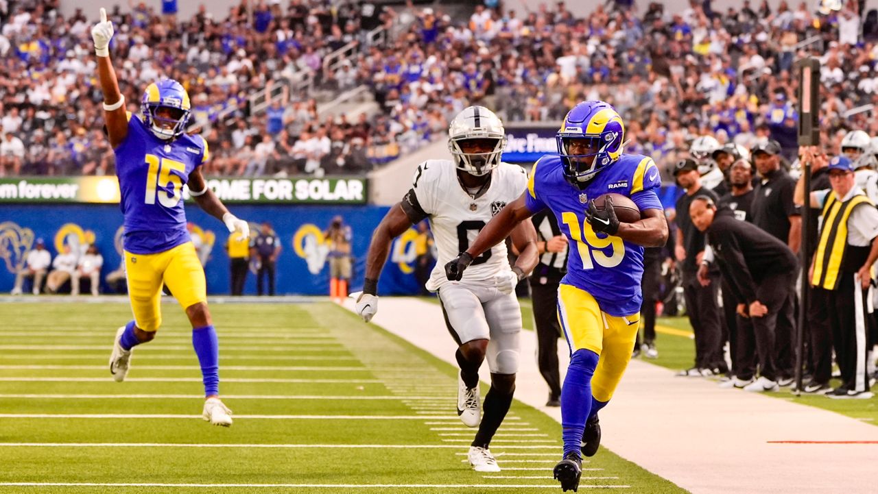 Rams force 4 turnovers and hold off Raiders