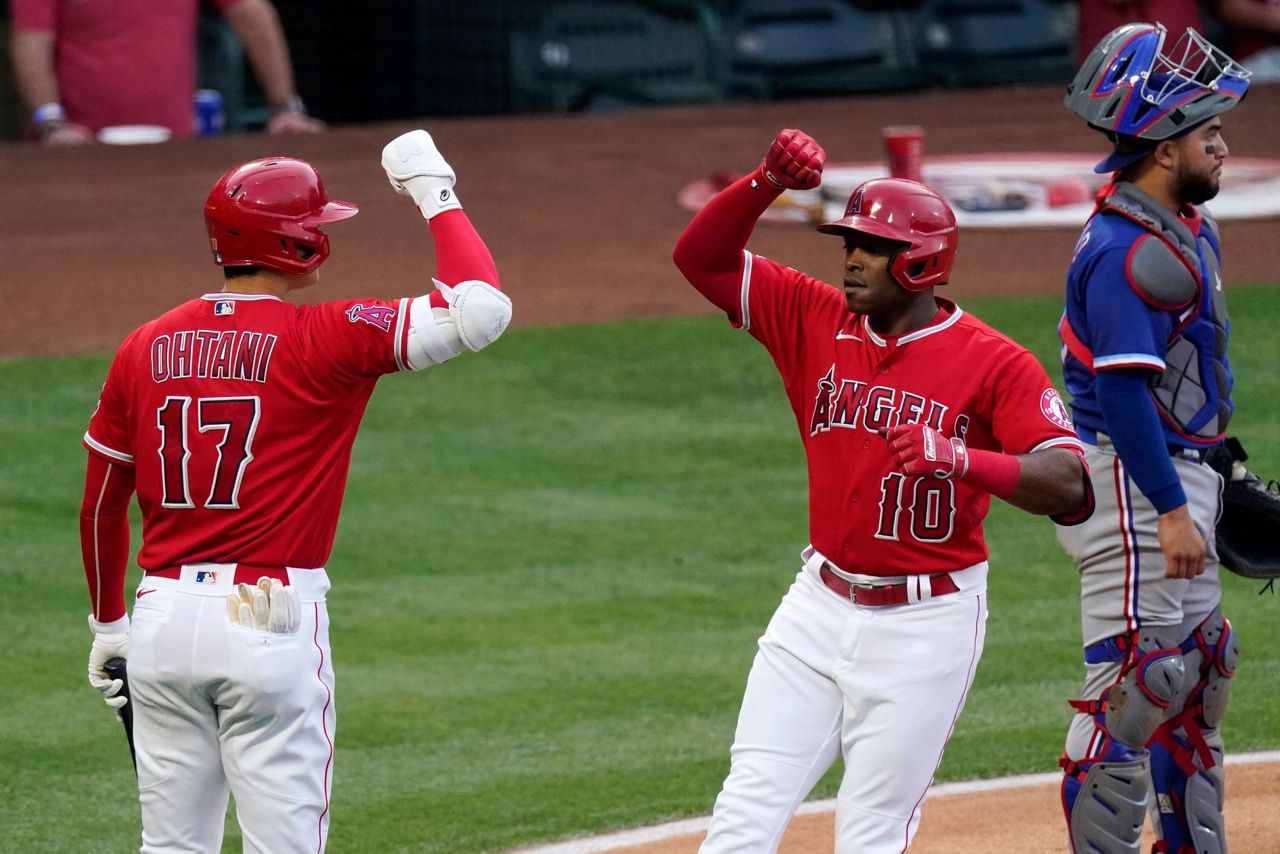 Ohtani hits 15th HR in 6-run 4th, Angels defeat Rangers 11-5