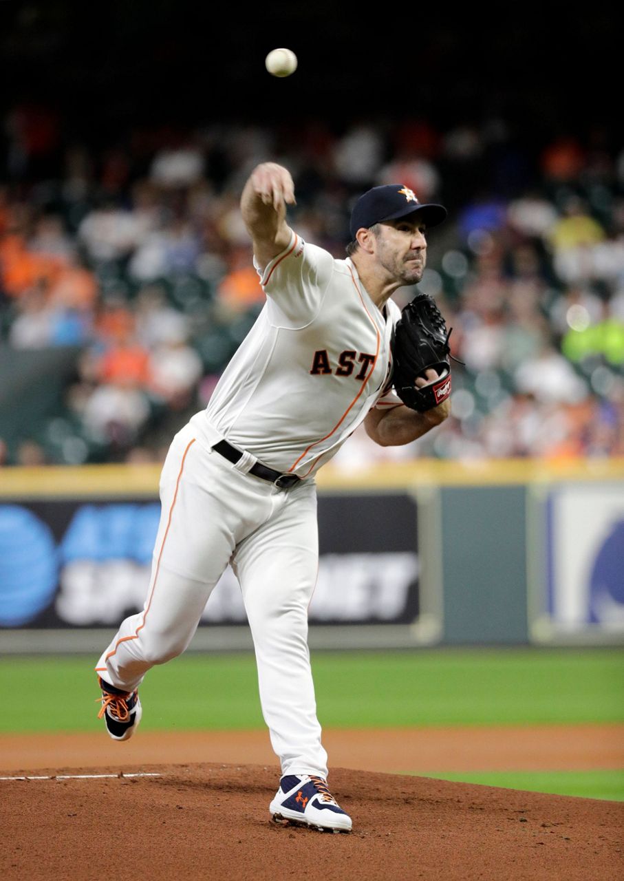 Astros' Justin Verlander becomes 18th pitcher to reach 3,000 career  strikeouts