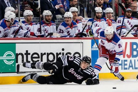 Playoff Start Just Like Regular Season for Bolts