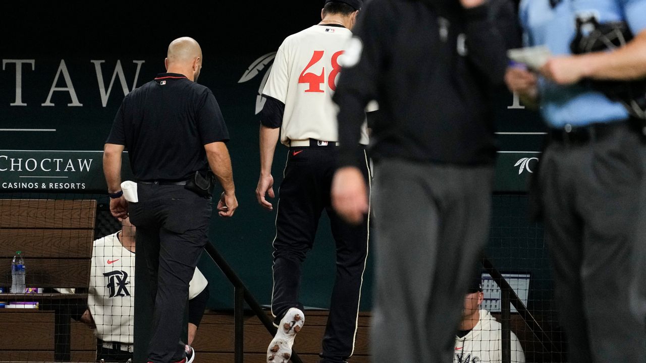 Rangers' Jacob deGrom Exits with Wrist Injury After 4 No-Hit