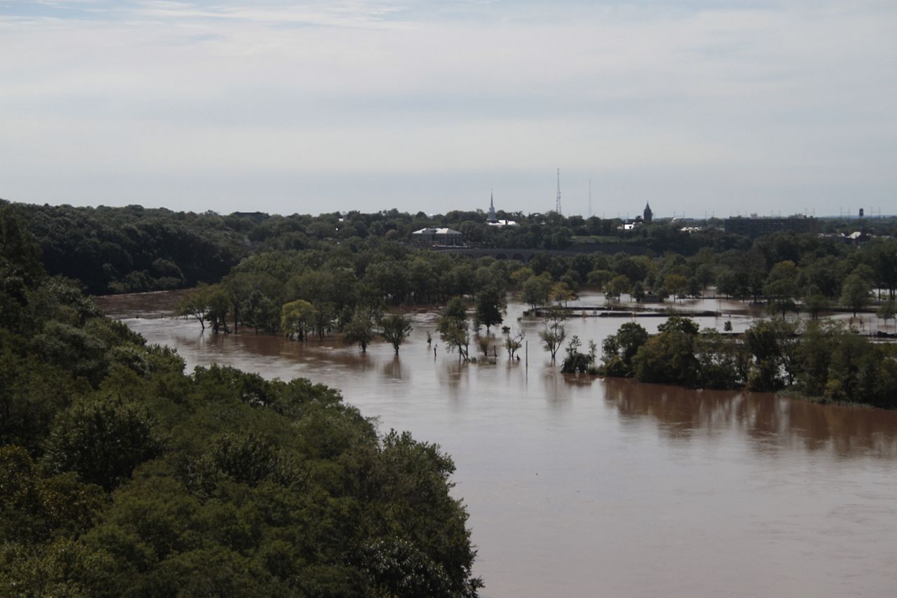 The Raritan River by New Brunswick, N.J. spilled its banks and flooded the area after Hurricane Irene, Aug. 2011. (By Tamv - Own work, CC BY-SA 3.0)