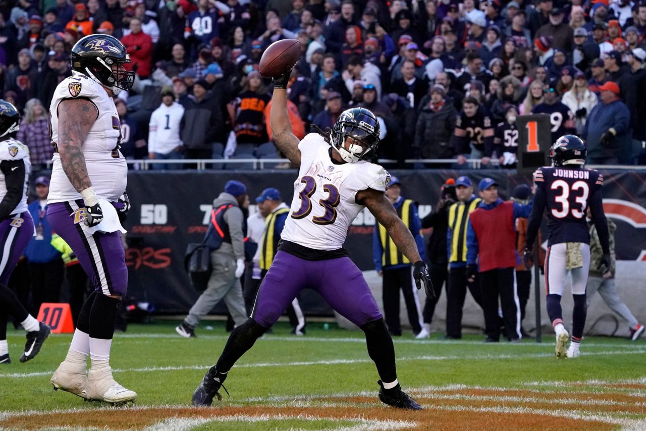 Baltimore Ravens' Lamar Jackson vs. Chicago Bears out Sunday with illness 