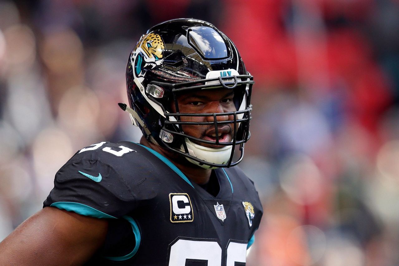 Baltimore Ravens defensive end Calais Campbell (93) takes to the