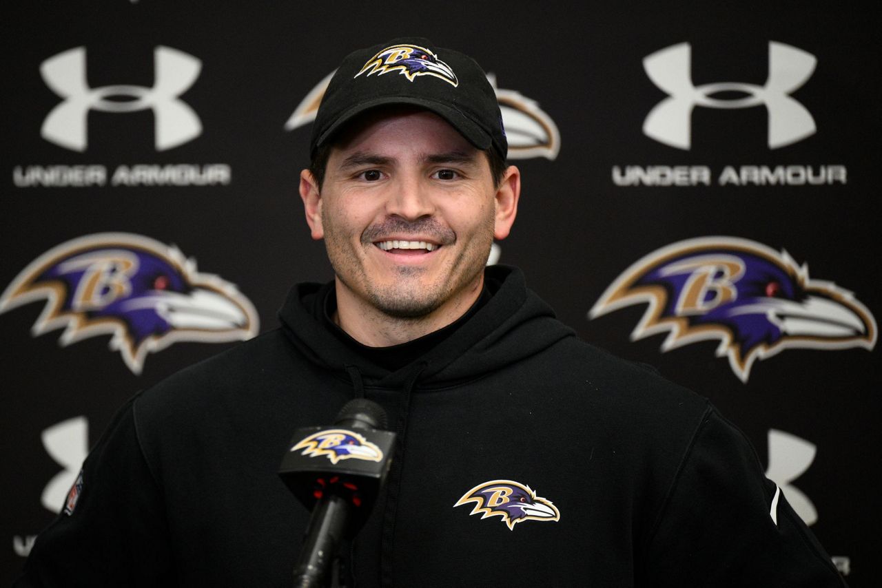 Seahawks expected to hire Ravens defensive coordinator Mike Macdonald