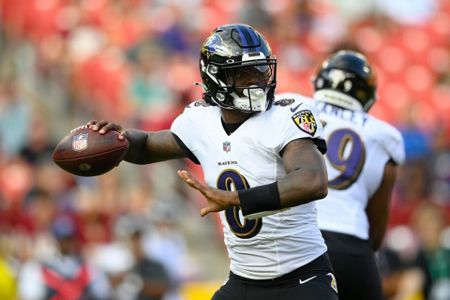 Dobbins hurt as Ravens' preseason win streak hits 20 games