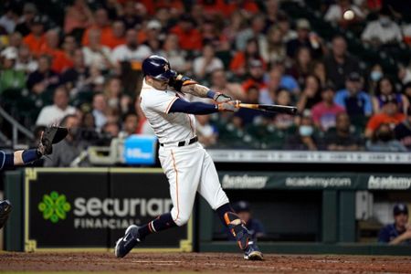 Astros clinch AL West tital with 3-2 win over Rays