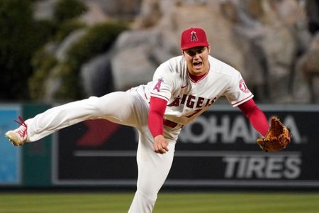 Joe Musgrove of the San Diego Padres throws a bullpen session