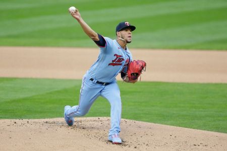 Red Sox beat Twins 7-1 for twinbill sweep, 9th straight win