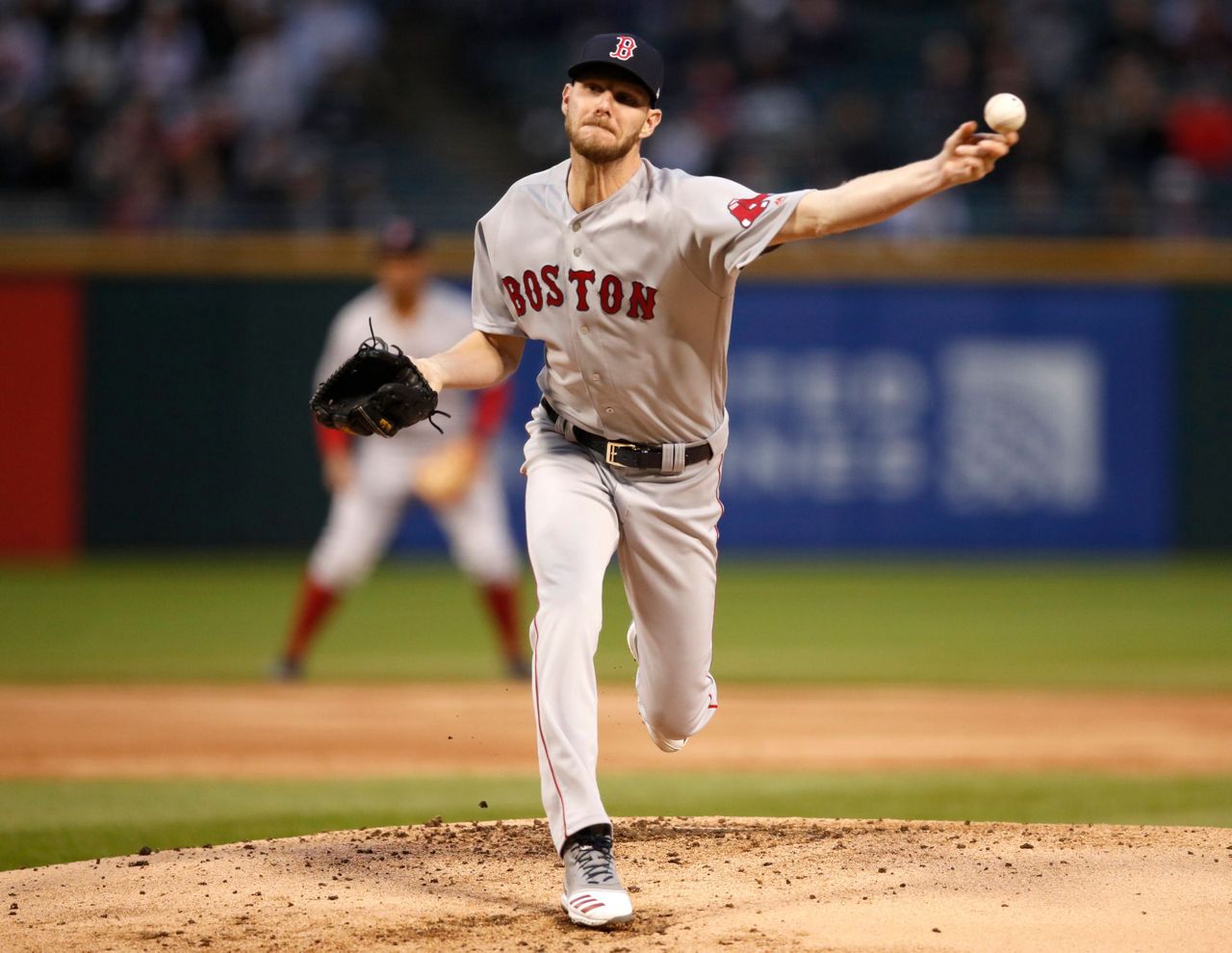 Chris Sale sparkles to earn first win, Red Sox top White Sox 6-1