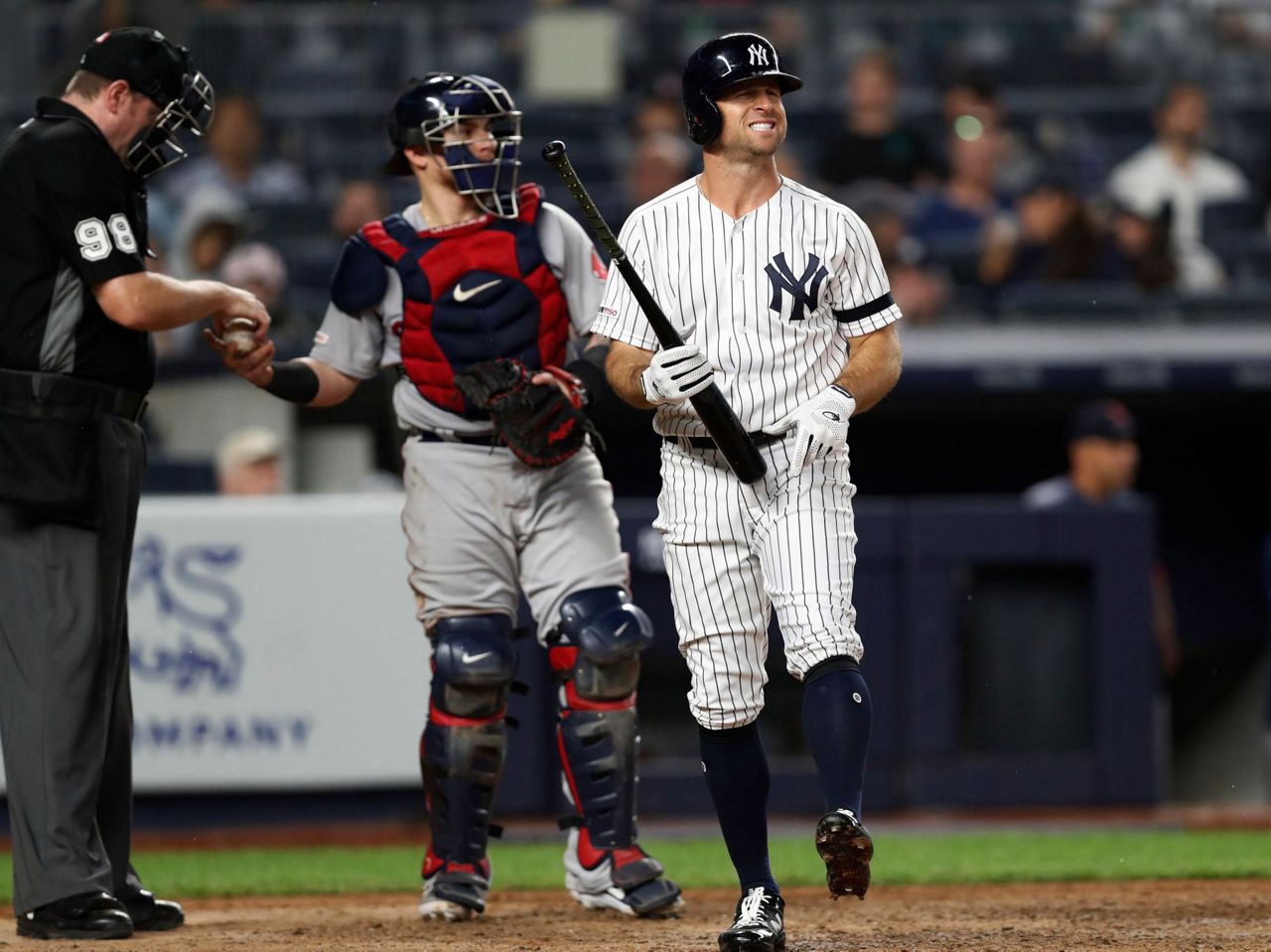 Yanks' Gardner fires helmet, carom splits lip, 6 stitches