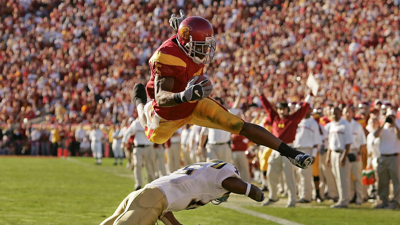 Reggie Bush reinstated as 2005 Heisman Trophy winner