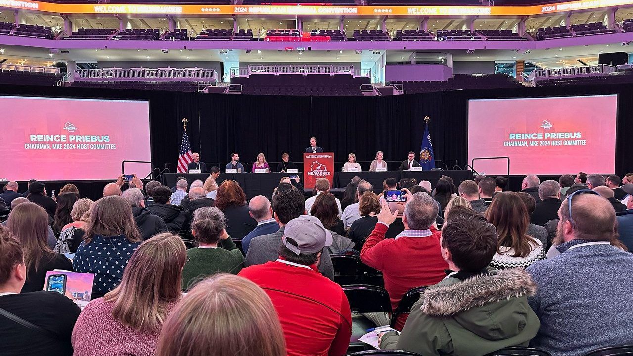 Journalists get sneak peek of 2025 RNC setup in Milwaukee