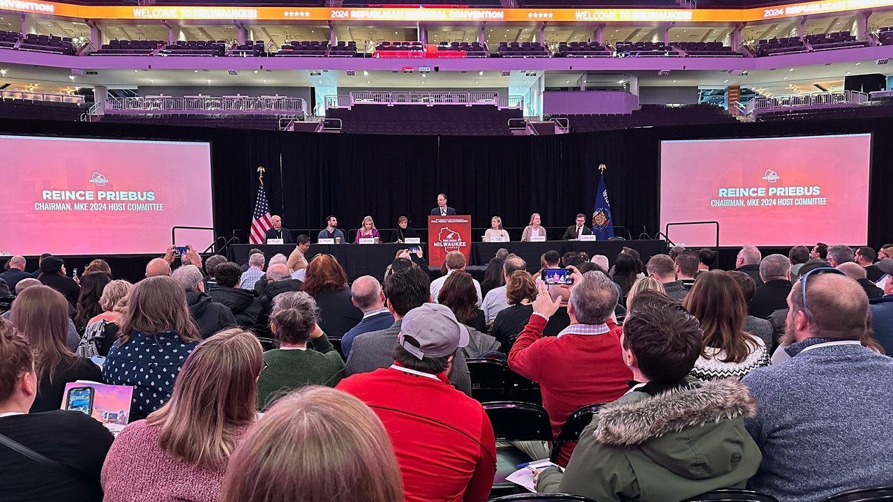 Journalists get sneak peek of 2024 RNC setup in Milwaukee