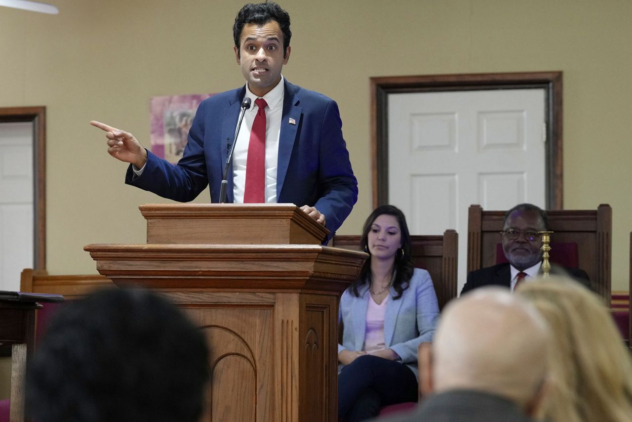 Vivek Ramaswamy's Hindu faith is front and center in his GOP ...