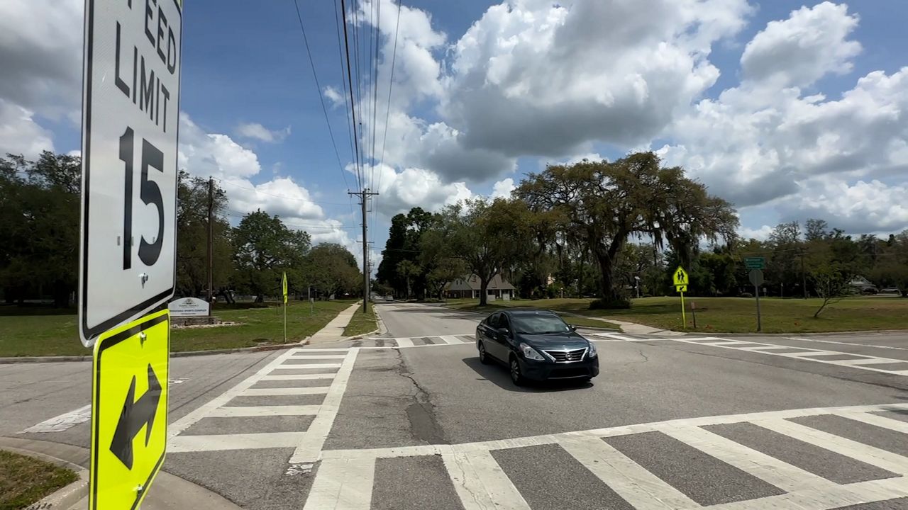 Some students and parents say they are concerned about speeding drivers on Ridgedale Road in Temple Terrace. (Spectrum News/Tim Wronka)