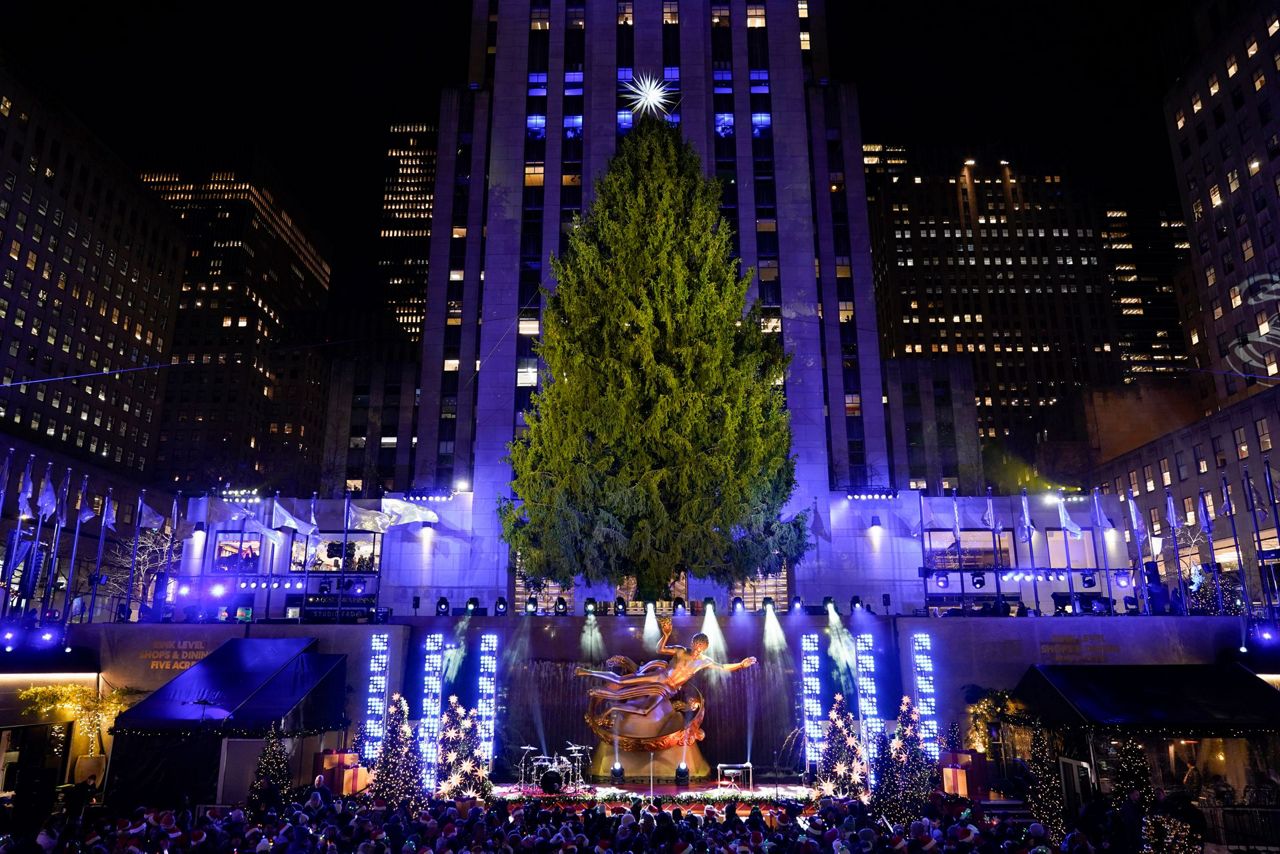 Iconic Christmas tree at Rockefeller Center to be illuminated