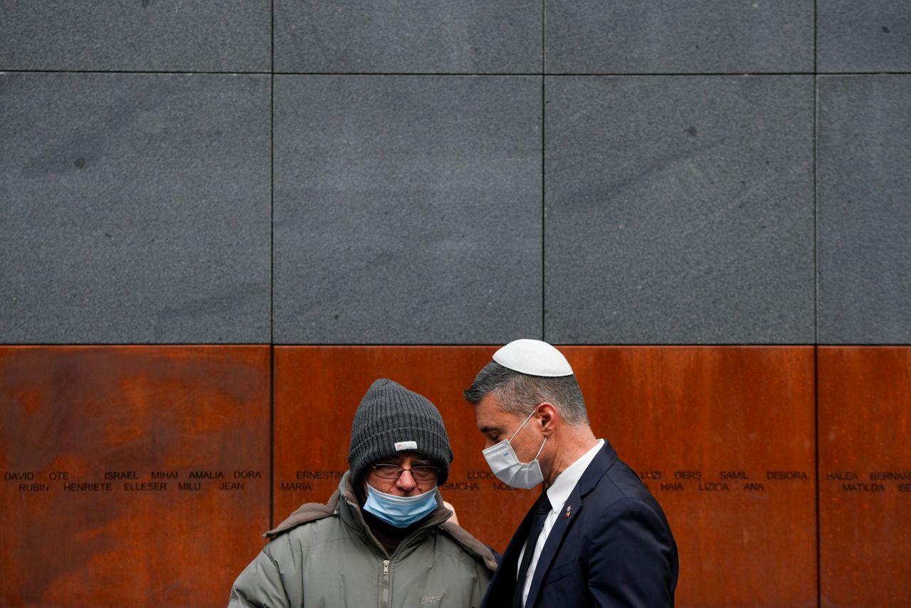 EU honors camp survivor as world remembers Holocaust