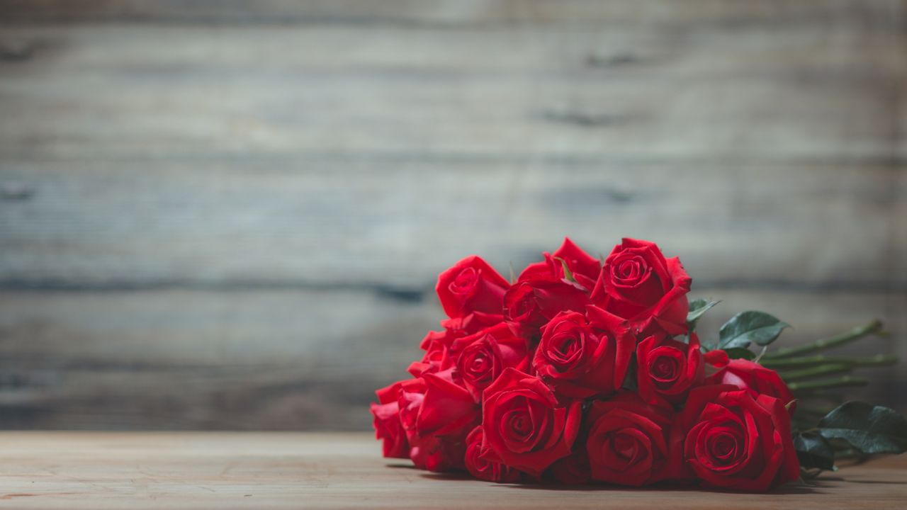 Valentine's Day countdown: New U.S. survey sheds light on keeping financial secrets