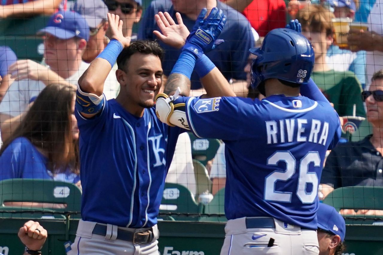 KC Royals' Sal Perez hits third homer in two days: MLB news