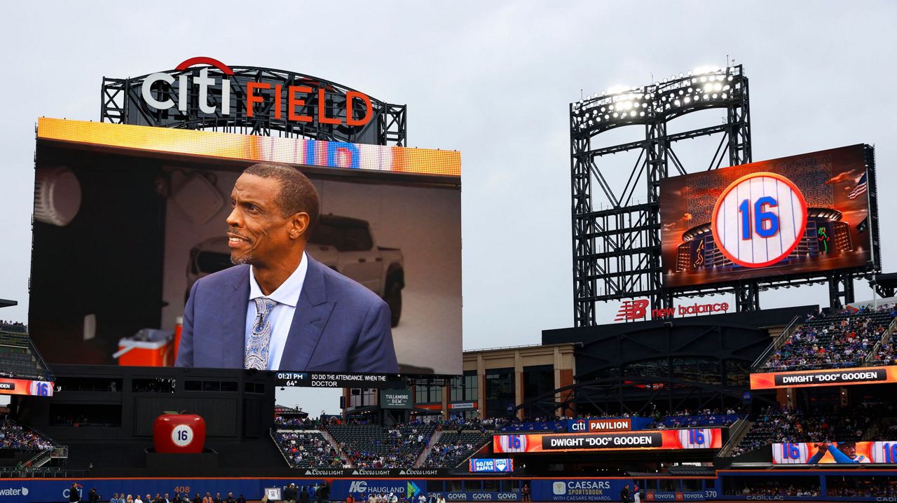 As Mets retire his No. 16, Dwight Gooden tells fans he wanted to `make ...