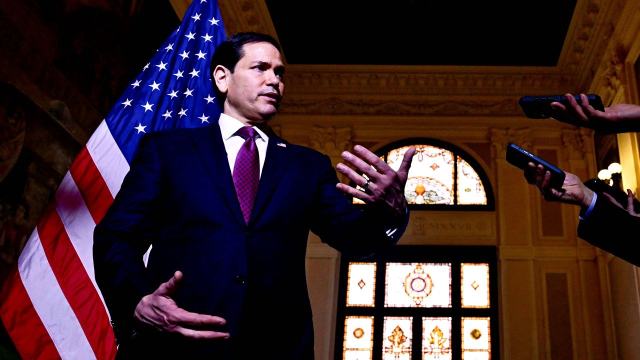 Rubio presses Europe on Iran action on Italy, Vatican visit