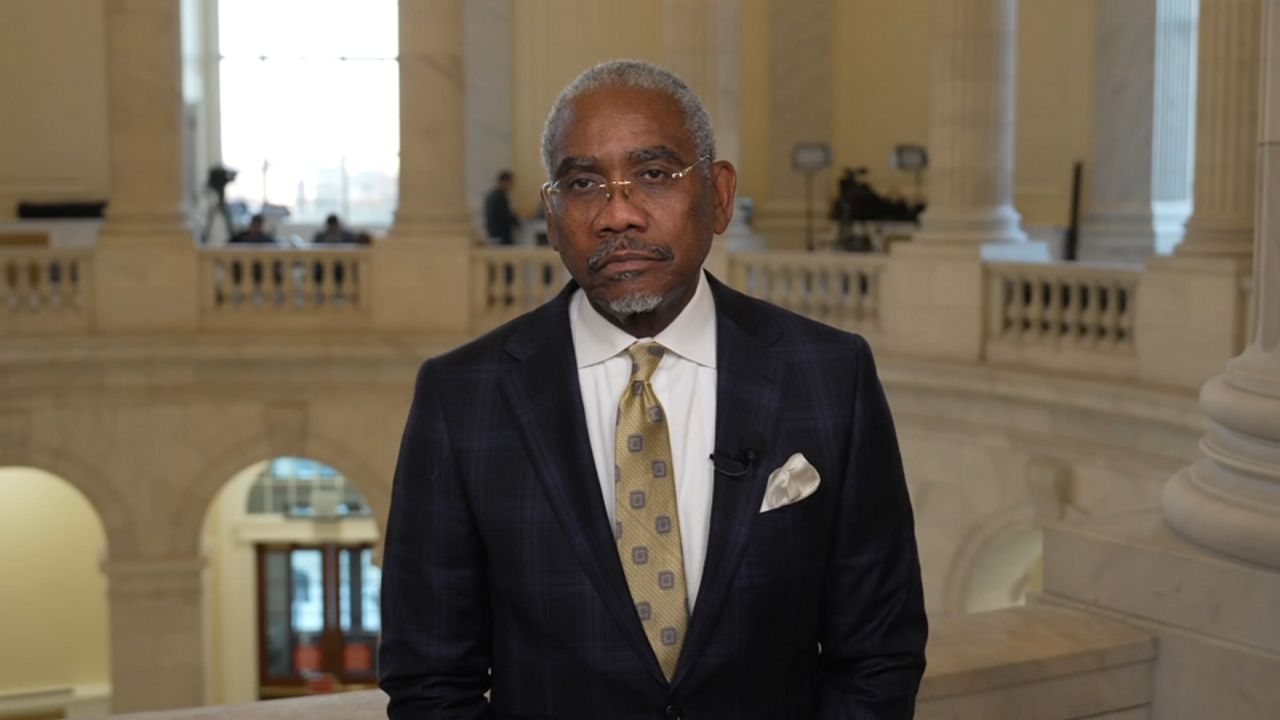 Rep. Meeks calls for shadow hearings on Venezuela situation