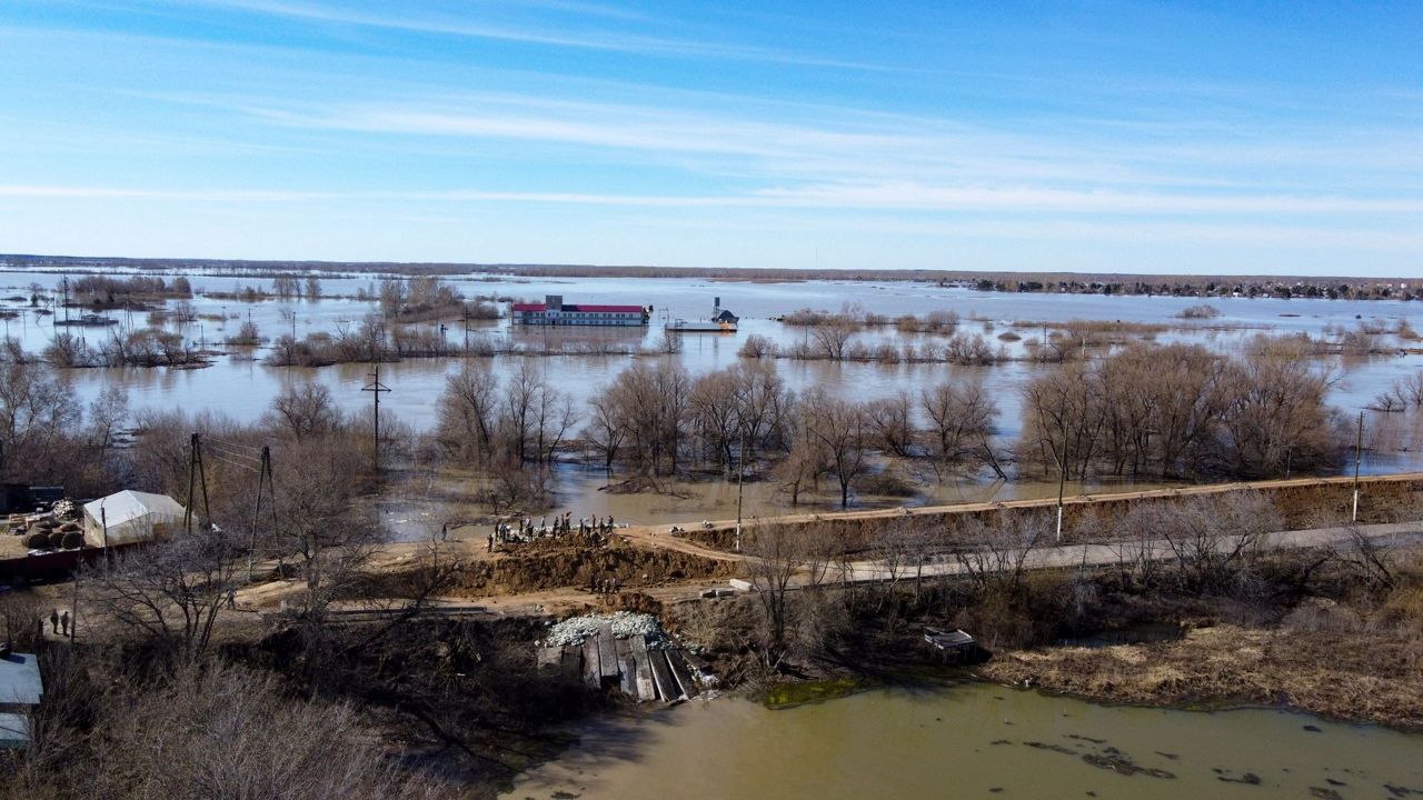 Rivers recede but flooding plagues thousands in central Russia