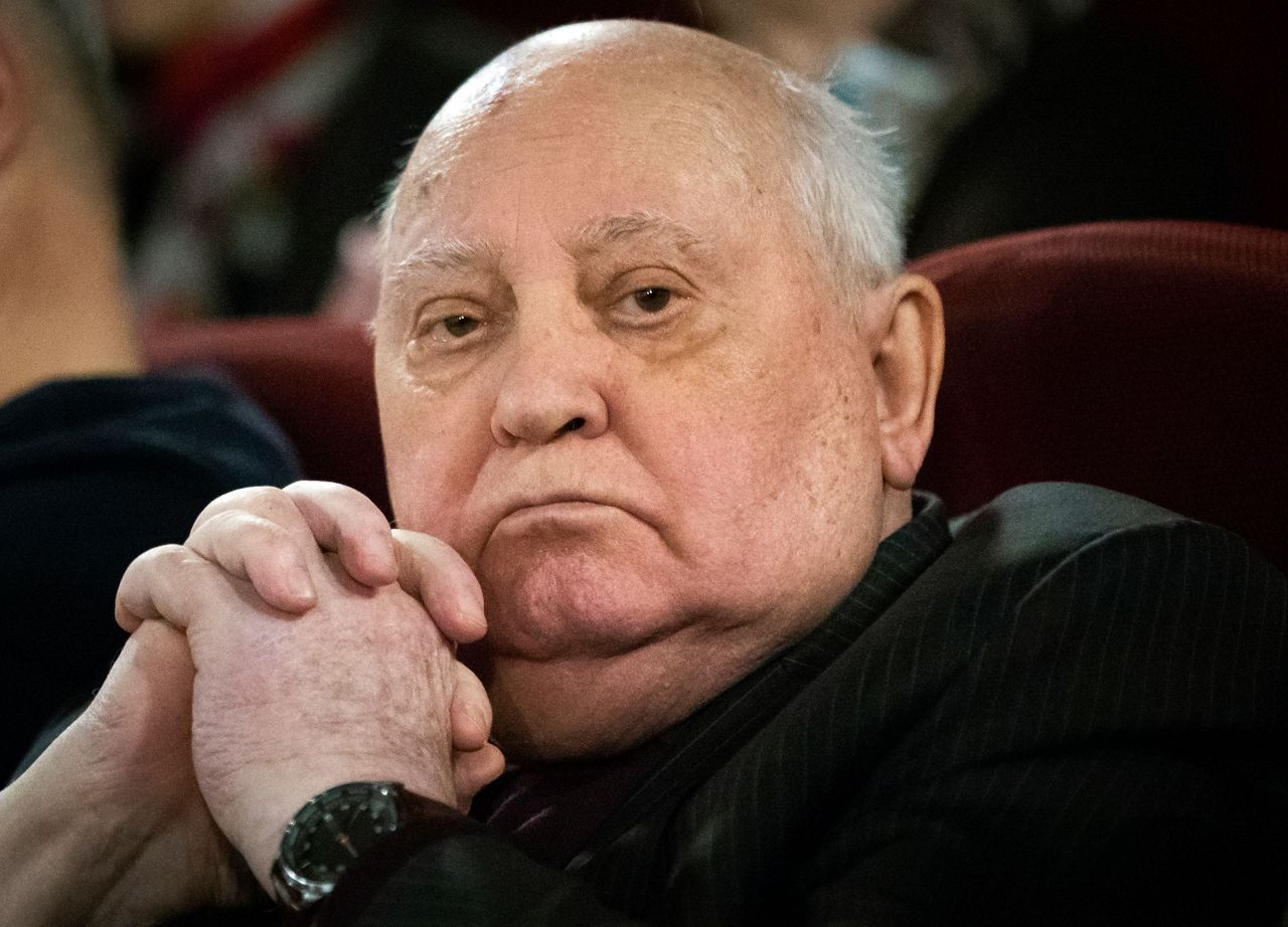 Gorbachev calls for preventing new arms race