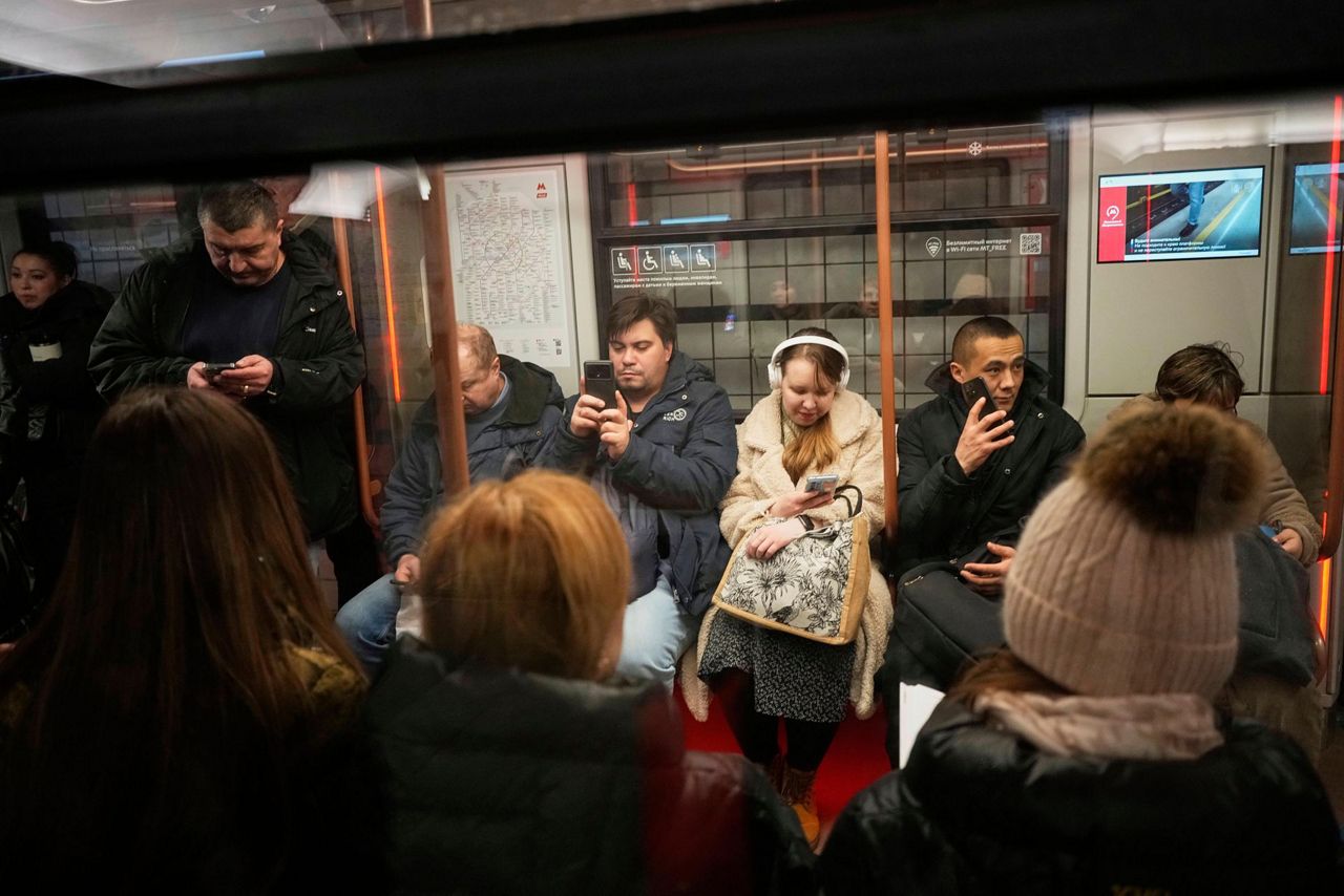 Frustrations grow in Russia over cellphone internet outages that ...