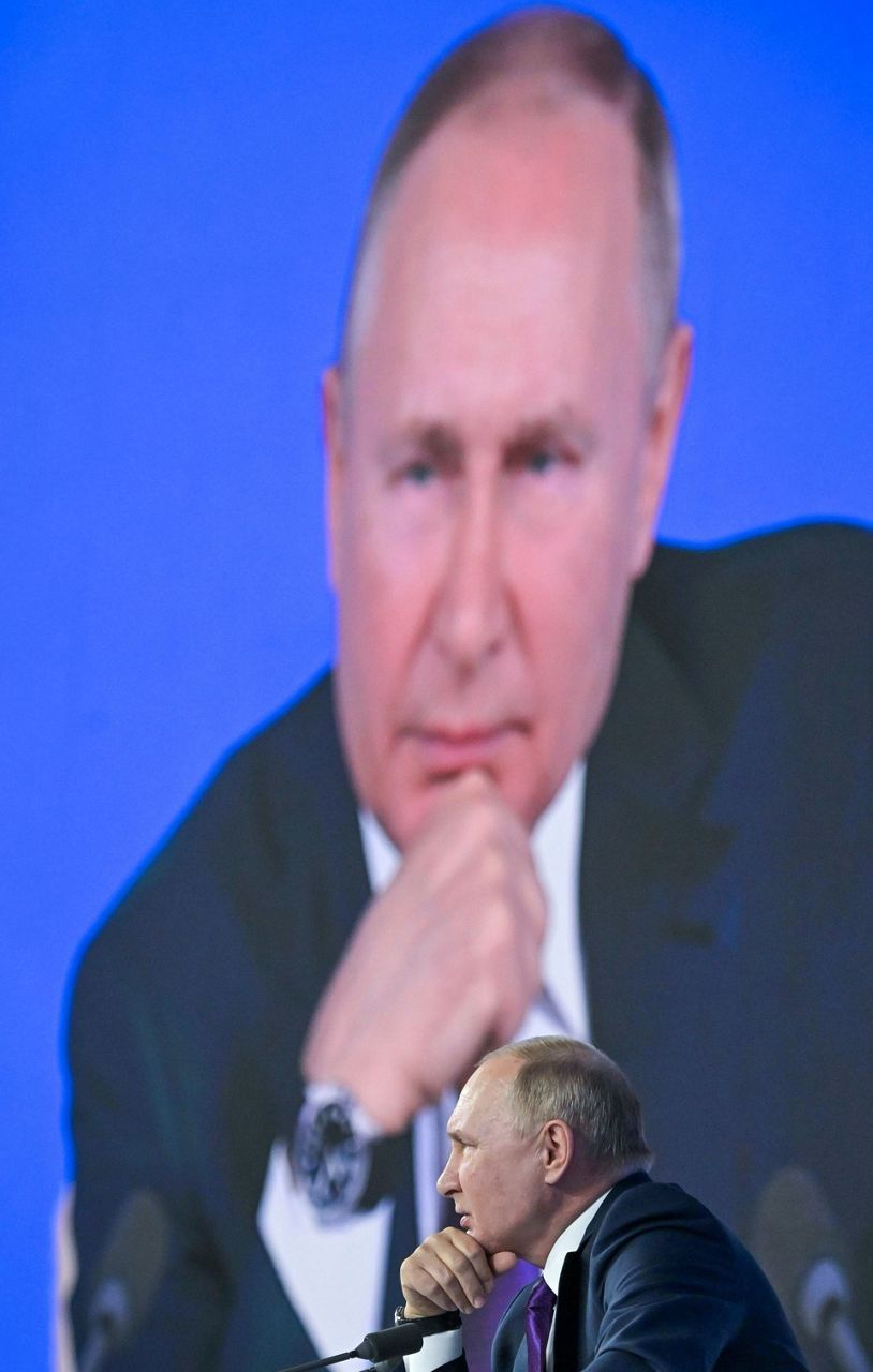 Putin Urges West To Act Quickly To Offer Security Guarantees