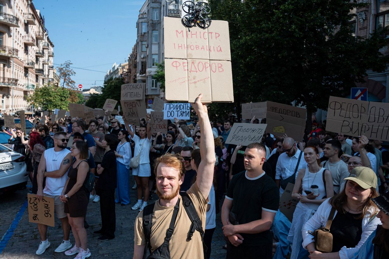 Protesters rally in Kyiv as Zelenskyy moves to oust Ukraine's defense ...