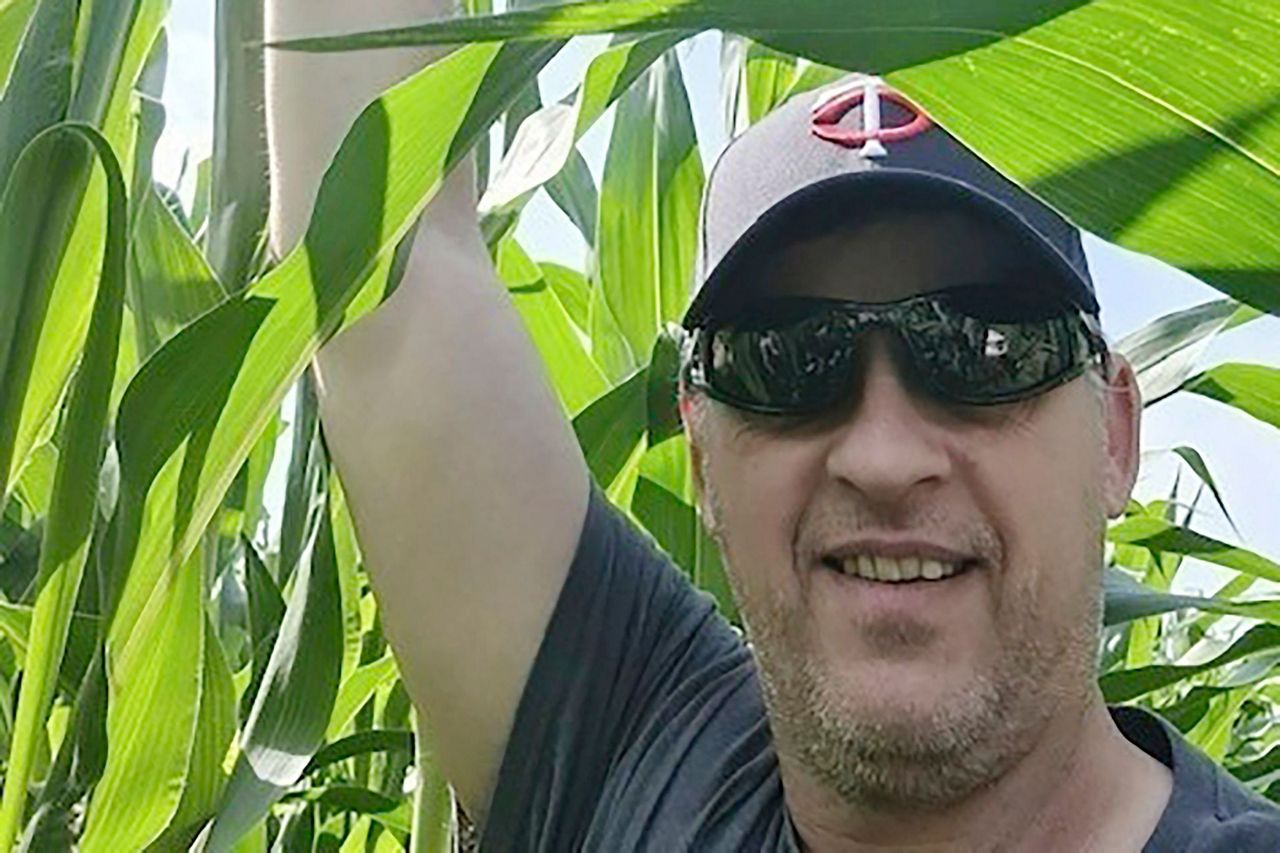 Senators say North Dakota farmer detained in Ukraine is back - Vimarsana News