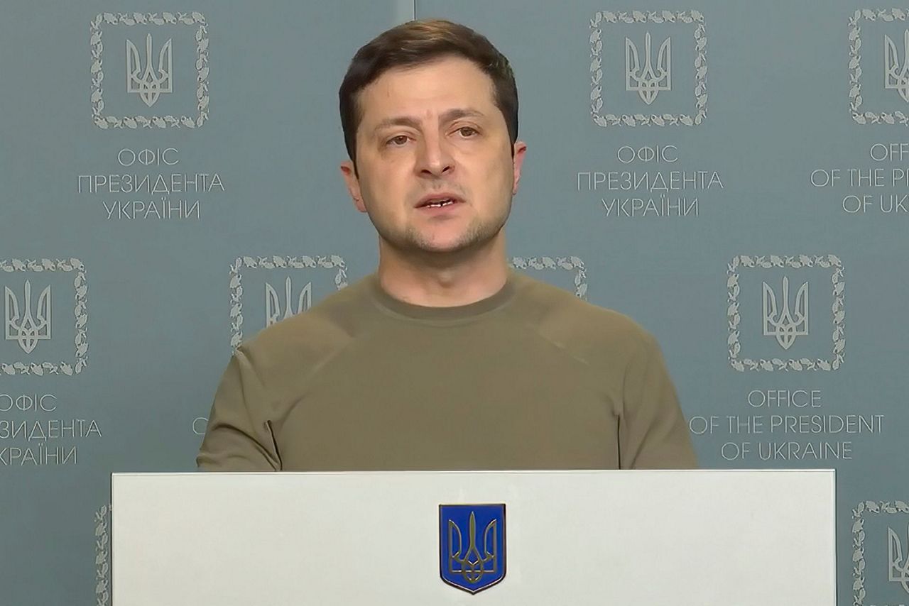 100 speeches in 100 days of war Zelenskyy rallies Ukraine