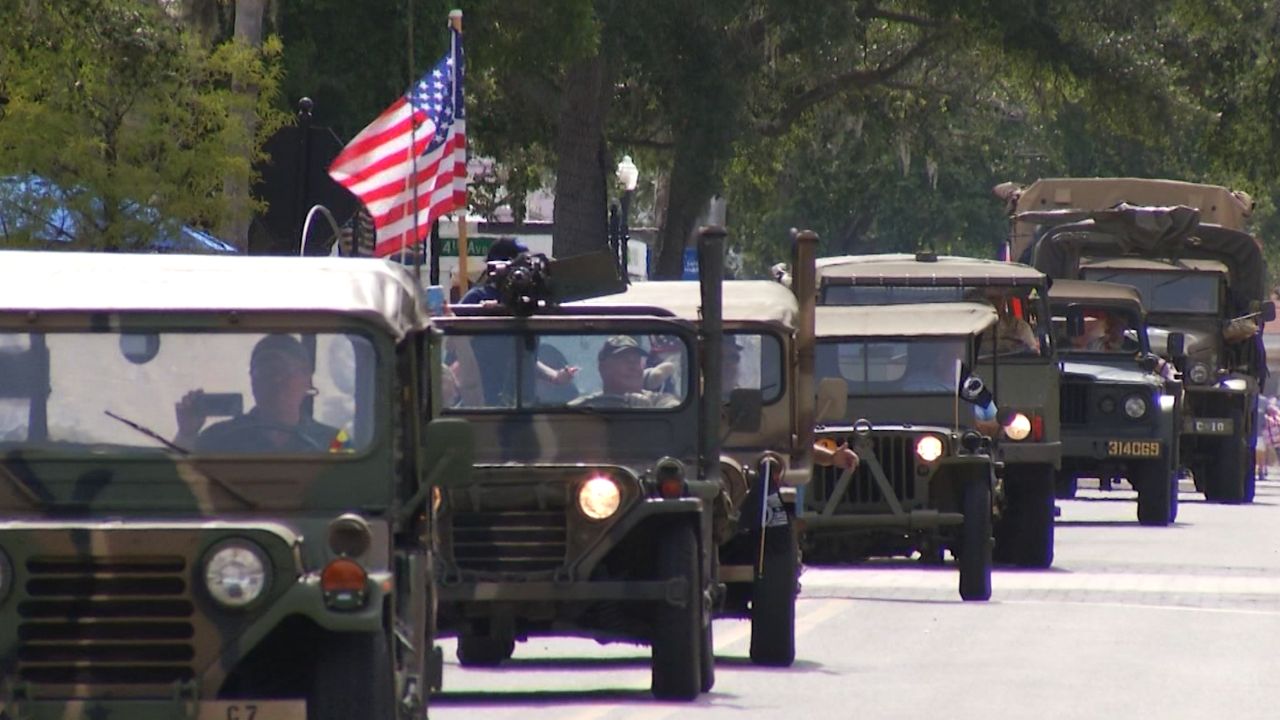 Safety Harbor July 4th parade honors local veterans
