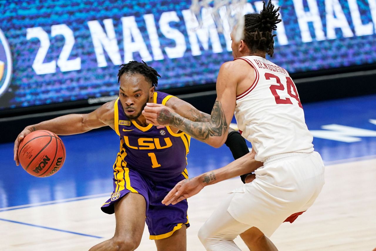 LSU upsets No. 8 Arkansas 7871 to reach SEC tourney final