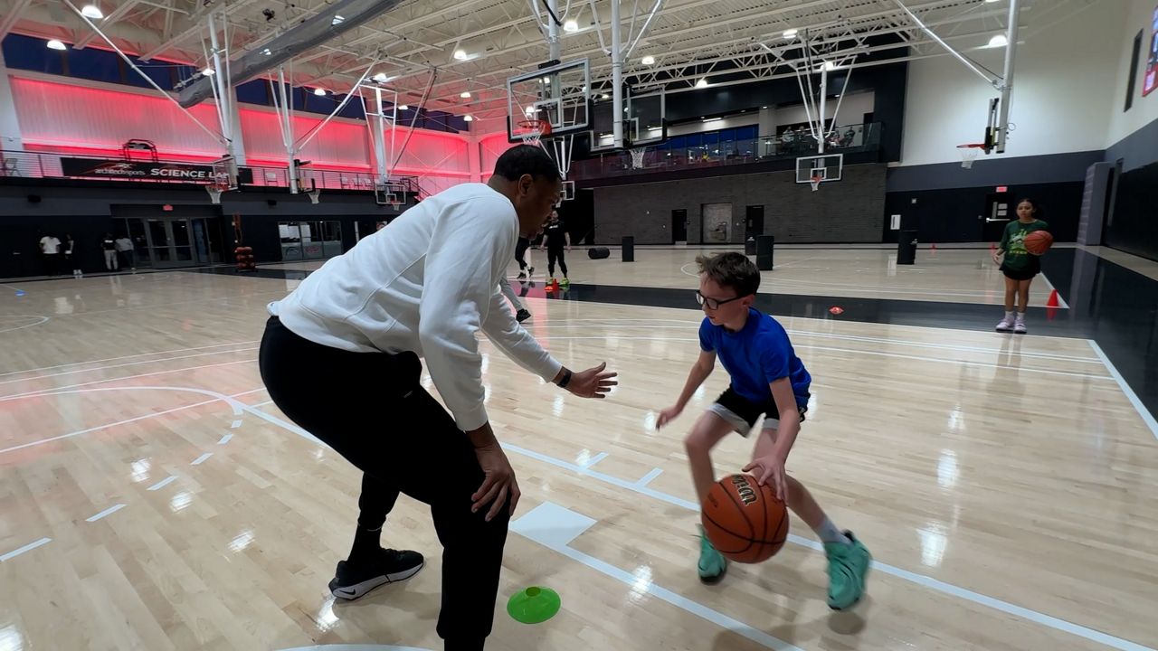 Former NBA player opens state-of-the art sports medicine facility in Charlotte